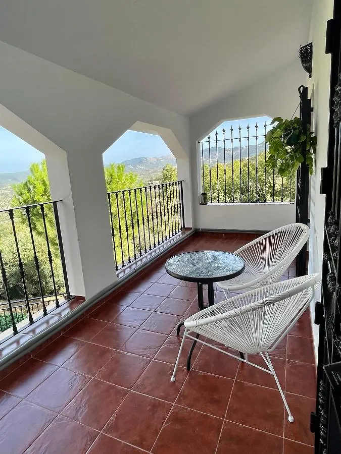 NOVIEMBRE La Iruela Villa 0*,  España