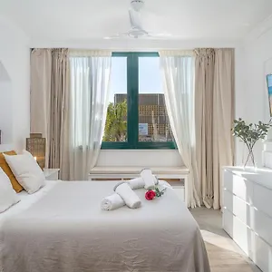 https://bianca-studio-chic-place-at-carihuela.hotelsinnerja.org