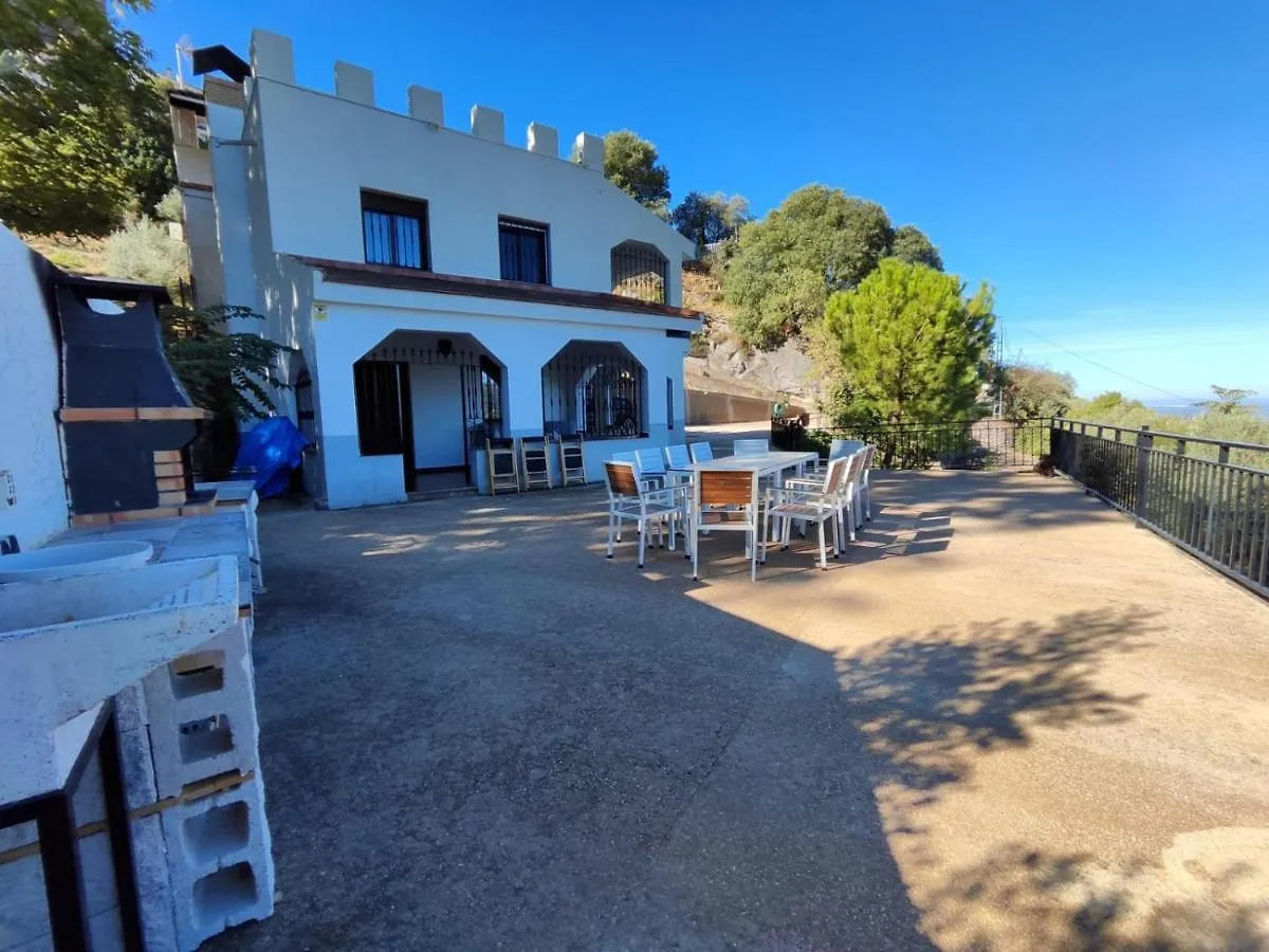 Noviembre La Iruela Villa 0*,  Spain